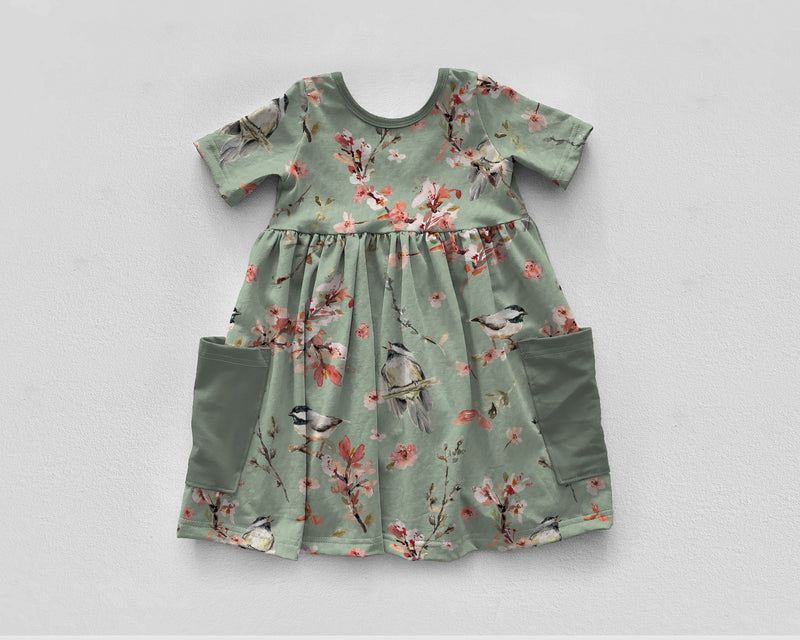 R47 FLASH PREORDER - Chickadees, Sage - by the 1/2 metre (8050242846958) (8077330415854)