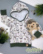 R42 PREORDER - Hedgehogs on Cream - by the 1/2 metre (7909308465390) (7992821776622)